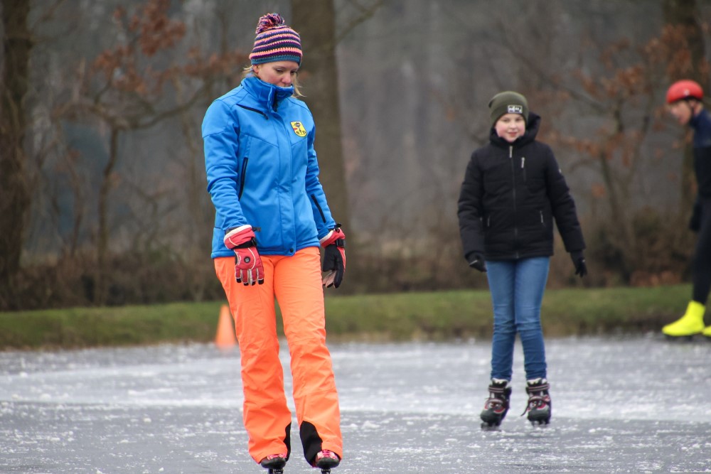 240111 SintNyk ijsbaan schaatsplezier c YvonneBijma 13  1000